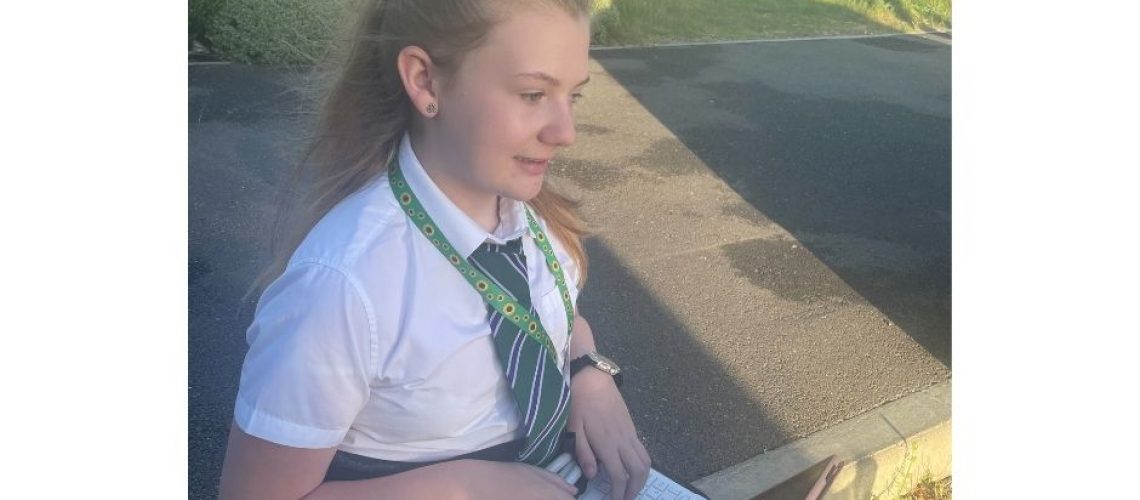 Dayzie with her iPad